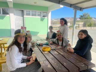 Χαρούμενη Παρασκευή