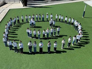 "Μοναδικά Χαμόγελα"