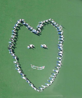 "Μοναδικά Χαμόγελα"