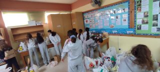 "Κιβώτια Αγάπης"