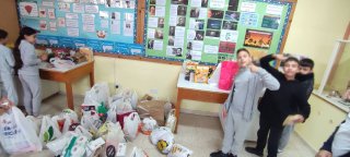 "Κιβώτια Αγάπης"