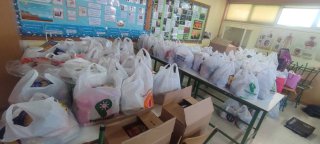 "Κιβώτια Αγάπης"