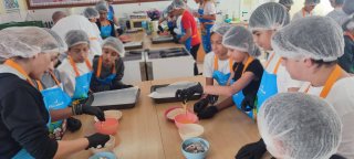 "Γαλάζιο νησί, ψάρια γεμάτο"