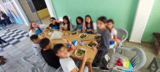 "Γαλάζιο νησί, ψάρια γεμάτο"